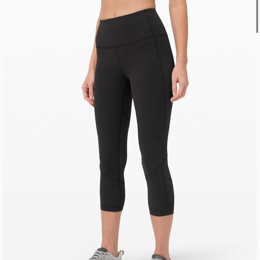 Lulu Lemon Leggings Cropped!!